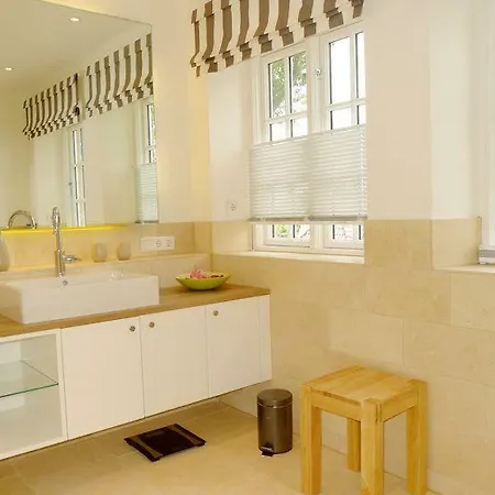 Carpe-Diem-303020 Apartment